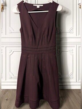 DVF Elegant Burgundy Black Fit & Flare Sleeveless Dress High Quality, Size 0